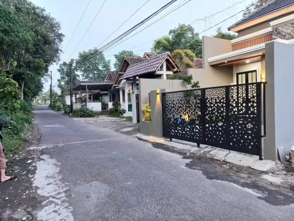 Rumah Baru Siap Huni Sktr Besi Jangkang Jakal 12.5 dkt Lapangan Klidon
