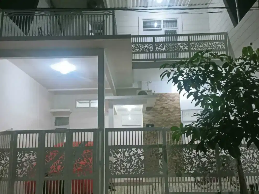 JUAL RUMAH MINIMALIS TERAWAT PERUM GRAND ROYAL REGENCY WAGE WARU SDA