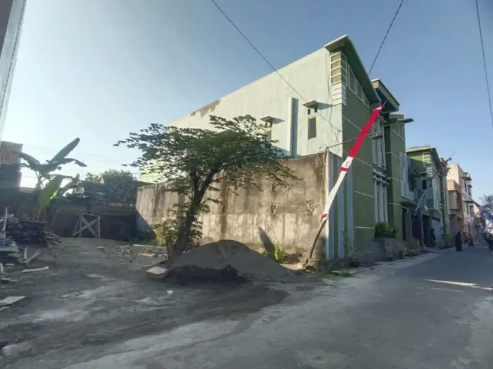 tanah pekarangan di Ums