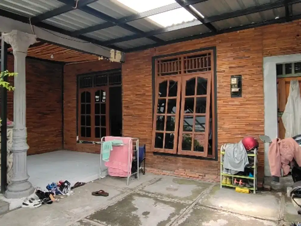 rumah di Paulan colomadu