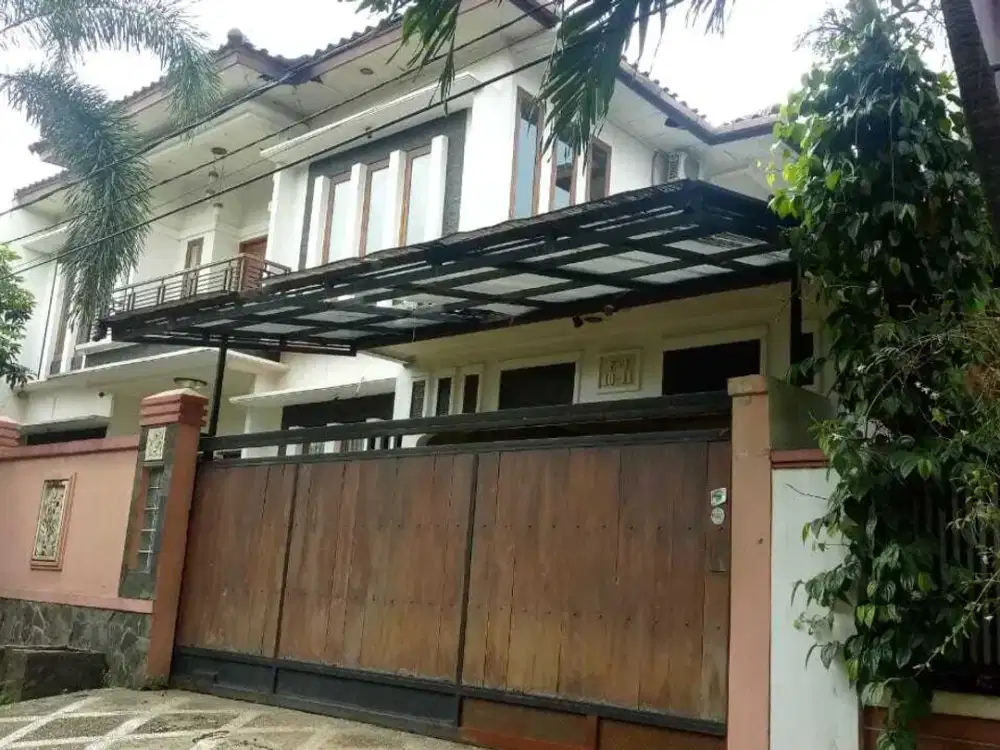 Dijual Rumah di Perumahan Besar di Jombang Ciputat Tangsel