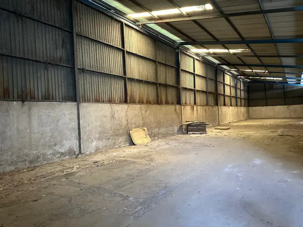 Gudang Karawaci Tangerang Luas 828m2