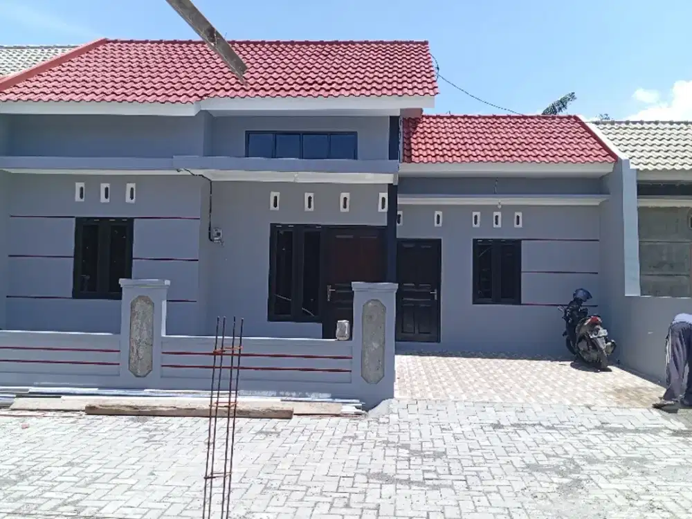 Rumah baru siap huni depan nasmoco Majapahit pedurungan
