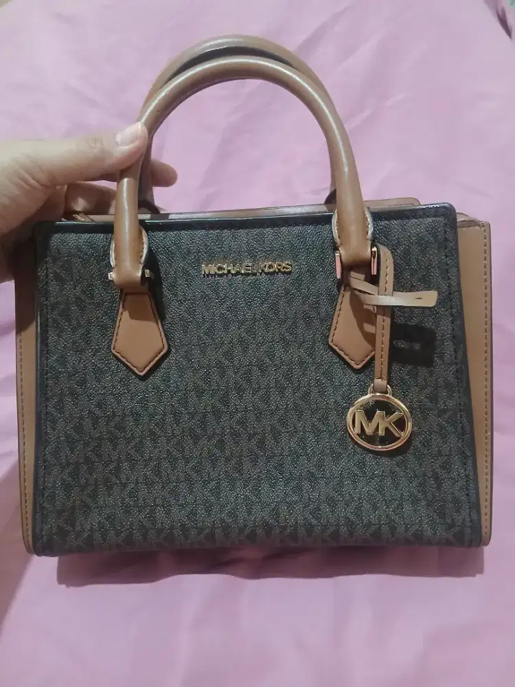Tas Michael Kors Sheila Original
