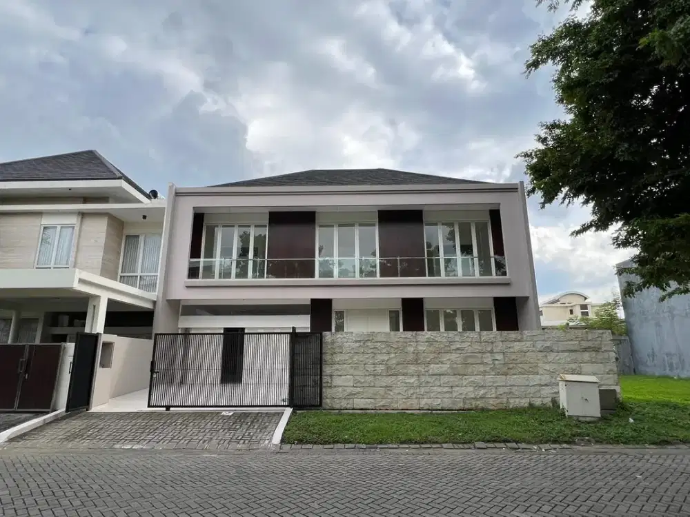 Rumah 2 lantai Modern Minimalis Di Imperial Golf Pakuwon Indah