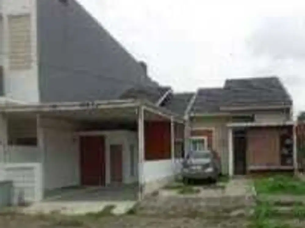DILELANG Rumah 1 lantai siap huni SHM di Terrace House Cluster