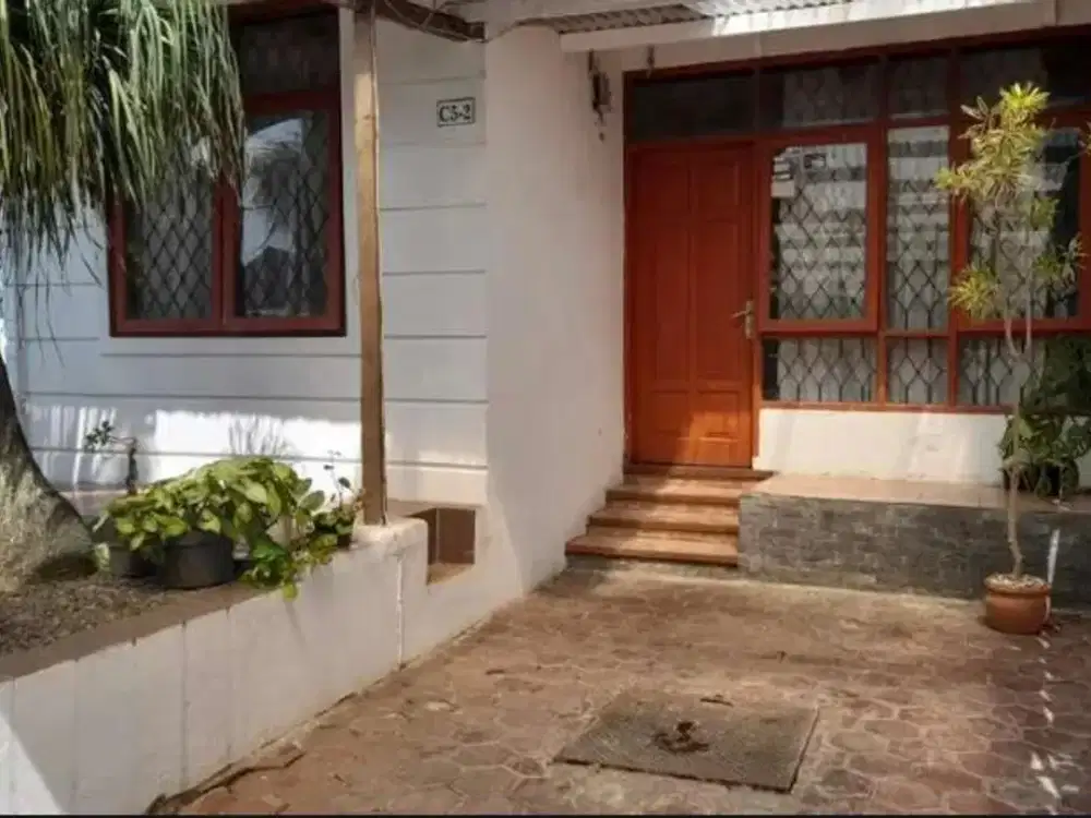 Murah Turun Harga Rumah Asri di Komplek Bojong Koneng