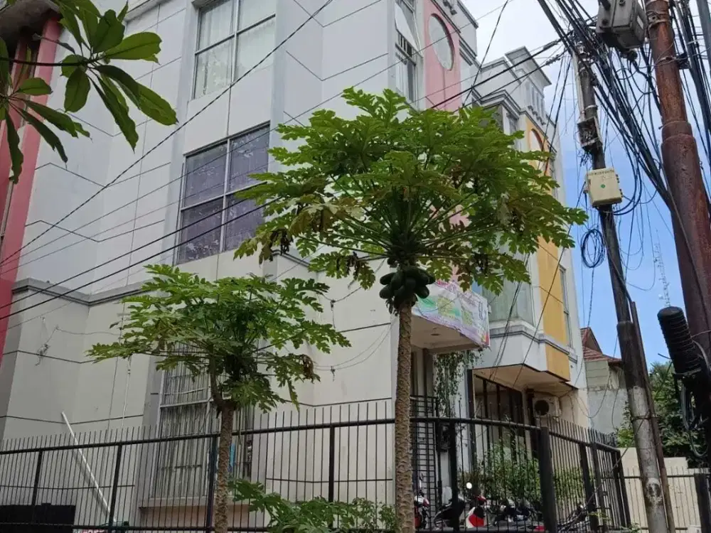 Dijual Ruko Hoek 4 Lantai di Bojong Indah, Cengkareng