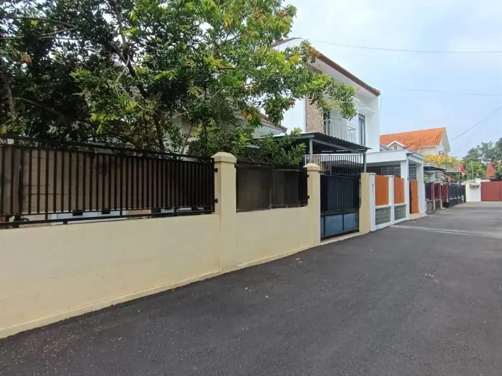 Dijual Rumah Siap Dekat Kampus UGM Monjali Kawasan Sekolah dan Hotel