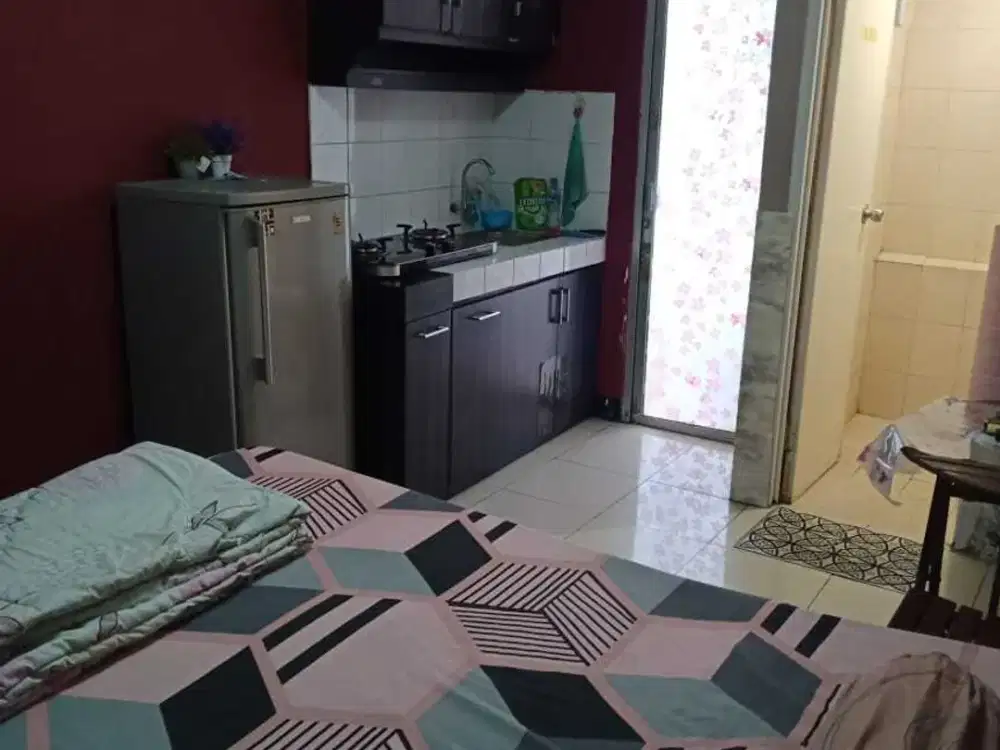 Apartemen studio kalibata city green palace tower lotus