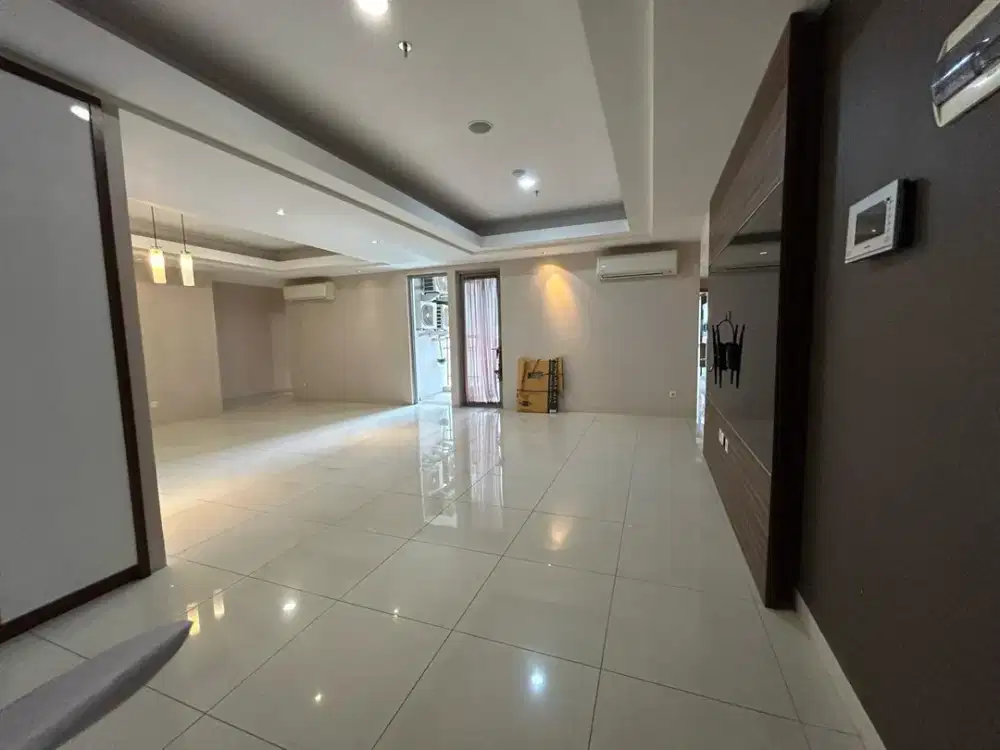 Dijual Apartemen The mansion kemayoran 4 Kamar Tidur Unfurnish