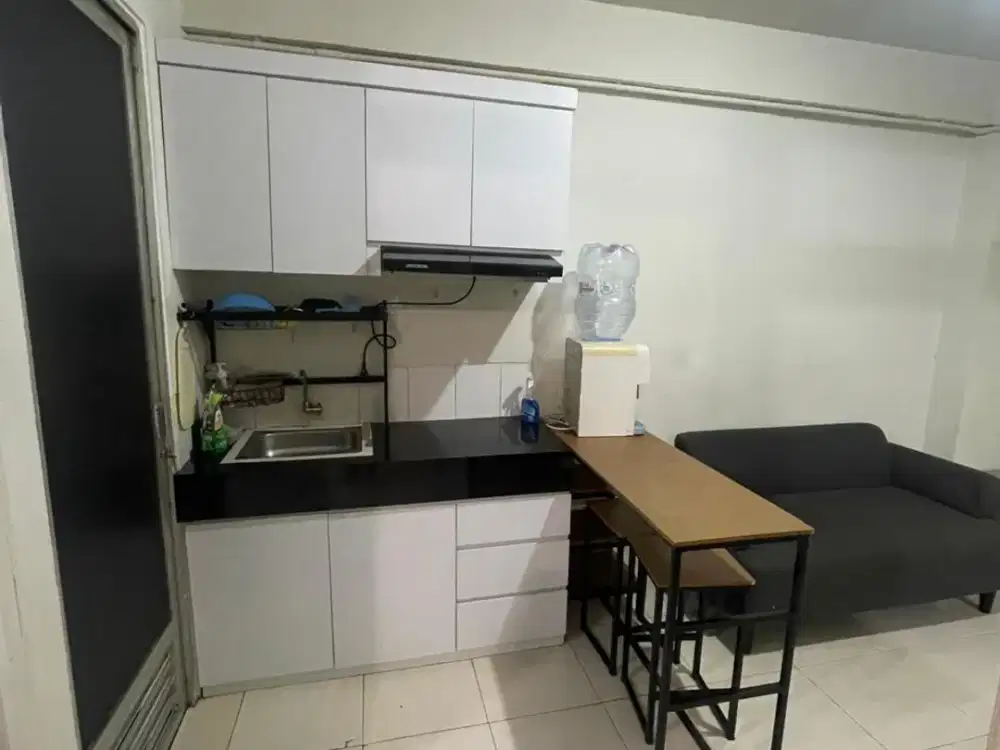 Apartemen kalibata city 2 br semifurnish pertahun