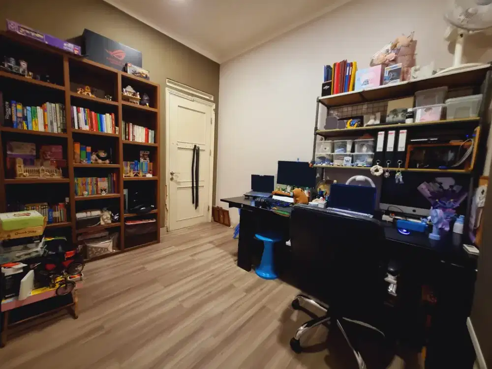 Dijual Rumah Lebar 10 Cluser Pascal Scientia Gading Serpong, Tangerang