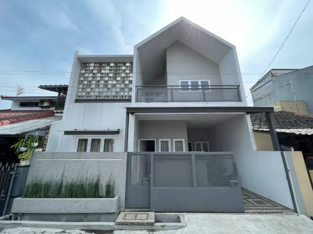 Rumah minimalia 2 lantai Margahayu dekat MIM
