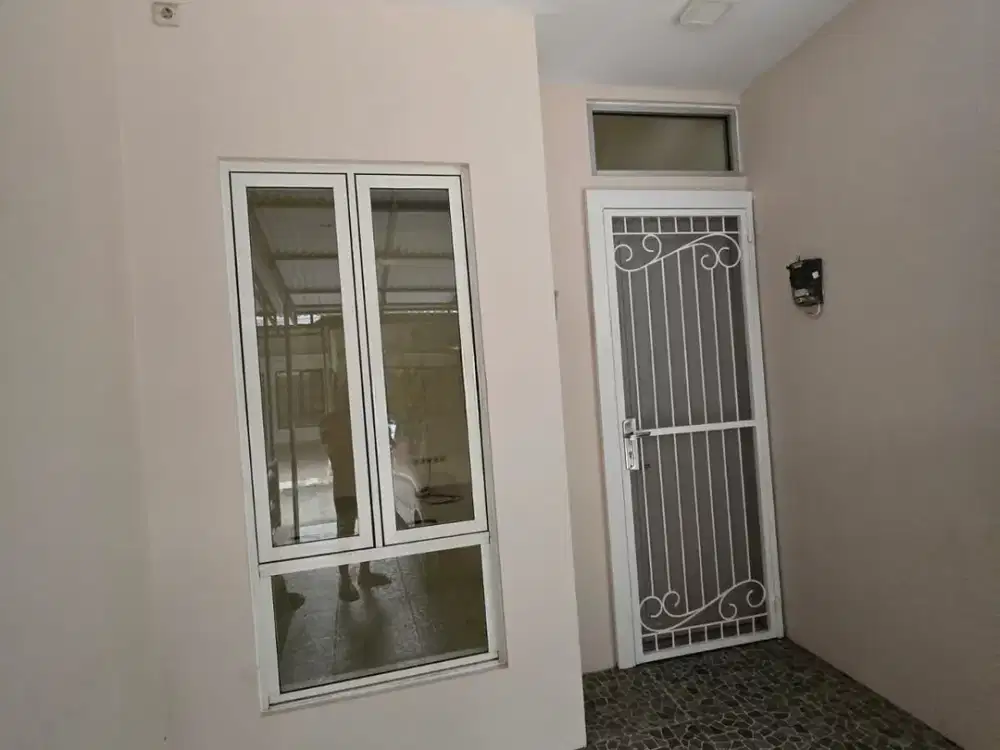 DIJUAL RUMAH HOOK SUDAH RENOVASI SERPONG GARDEN 1 CISAUK