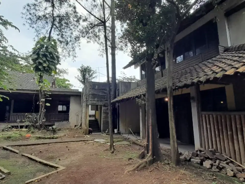 Bangunan ex Resto/Café Lokasi Strategis di Mainroad Pasteur Strategis