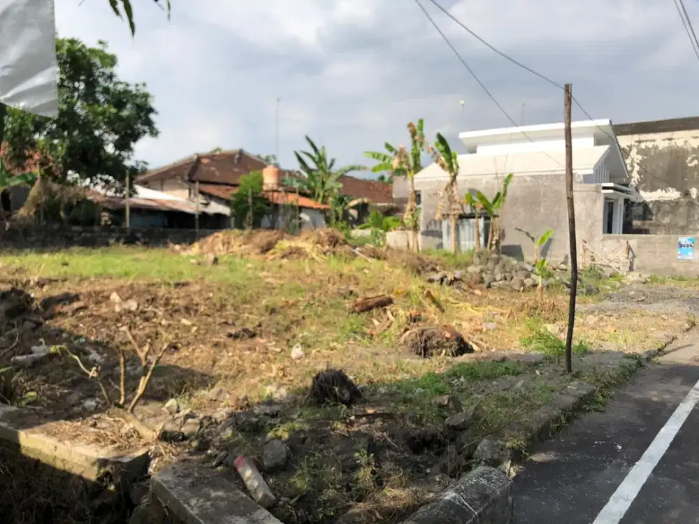 Tanah Pekarangan Prambanan, Dekat Pasar Tradisonal