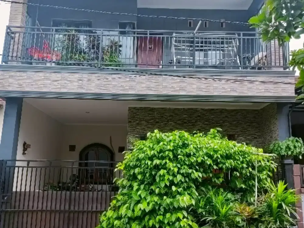 Rumah 2 Lantai di Prima Harapan Regency, Bekasi Utara