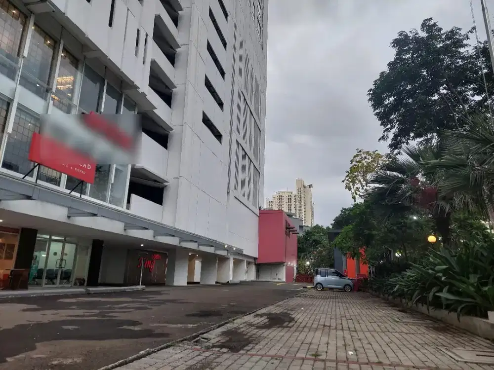 Ruko Springhill Royale Suites Dekat Lobby & Parkir Luas