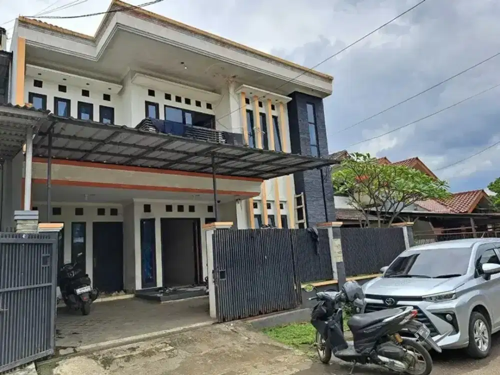 Rumah Siap Huni 2 Lantai Komplek Kawaluyaan