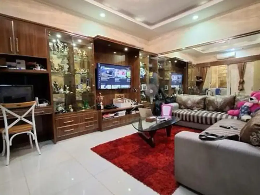 Dijual rumah di Perumahan Puri Mansion SHGB sdh full renovasi