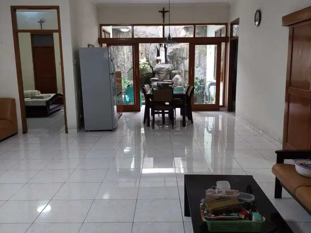 DIJUAL Rumah murah siap huni bagus di Kopo Permai