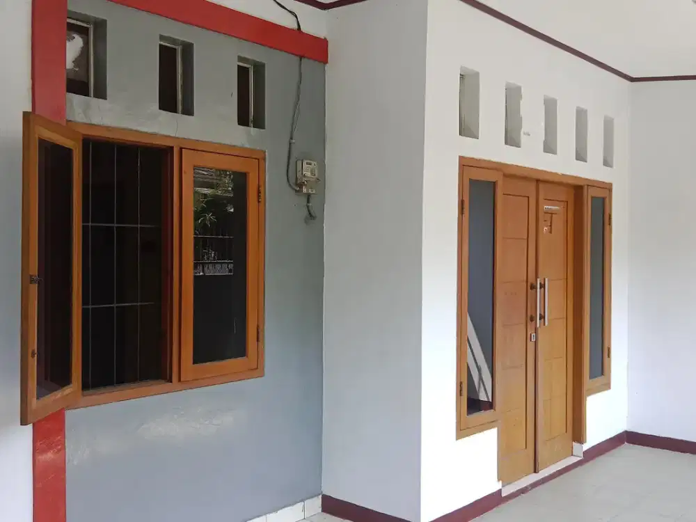 Rumah SHM Lokasi Strategis di Taman Wisma Asri, Bekasi Utara