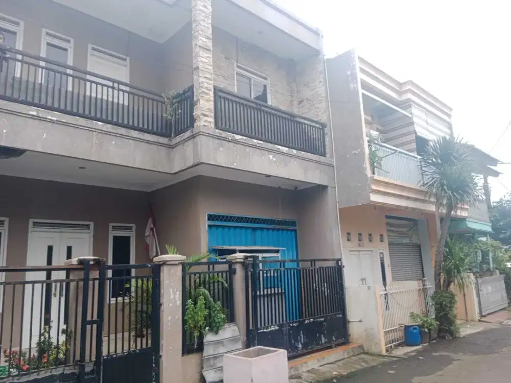 Dijual Rumah SHM 2 Lantai Lokasi Strategis Bisa Buat Usaha di Depok