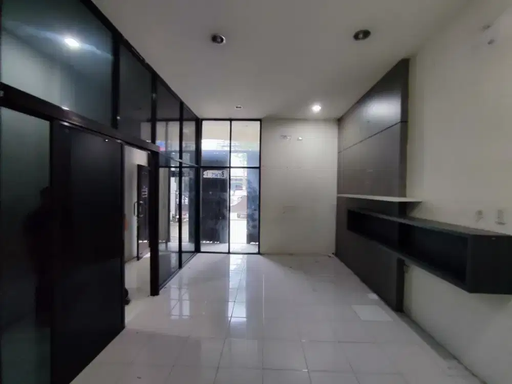 Disewa ruko jalan Gagak Hitam Ringroad Sederetan RCW