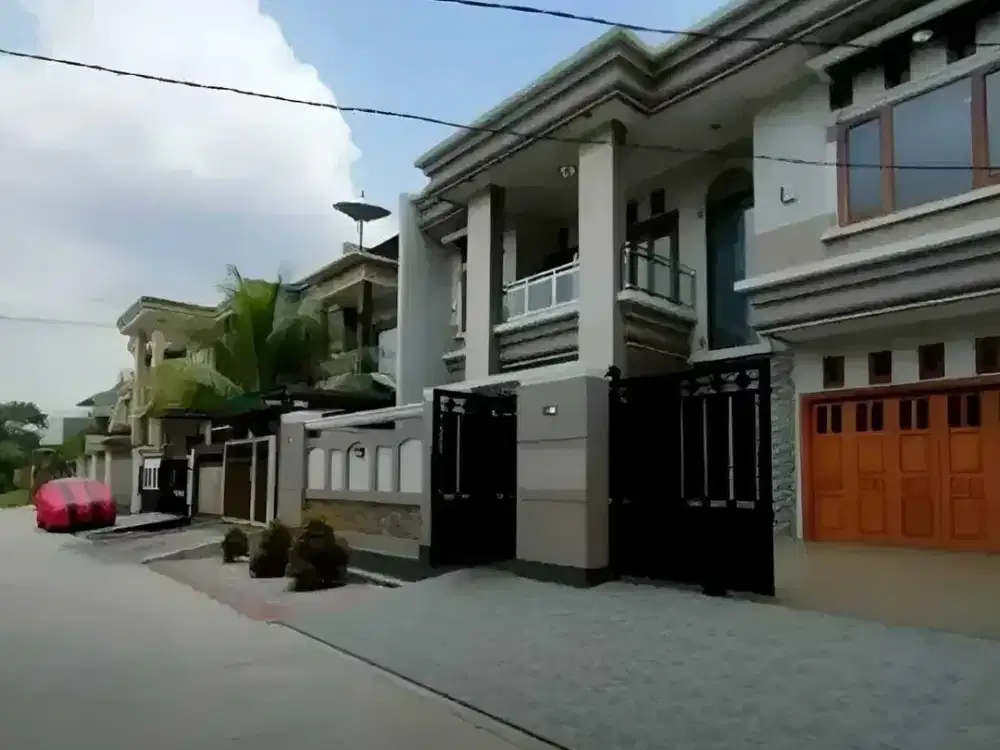 RUMAH MEGAH KOMPLEK MARINIR PONDOK KELAPA JAKARTA TIMUR