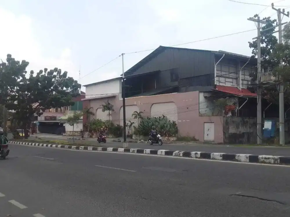 Tanah disewa Pinggir jalan, Jl. T. Amir Hamzah, Medan Helvetia