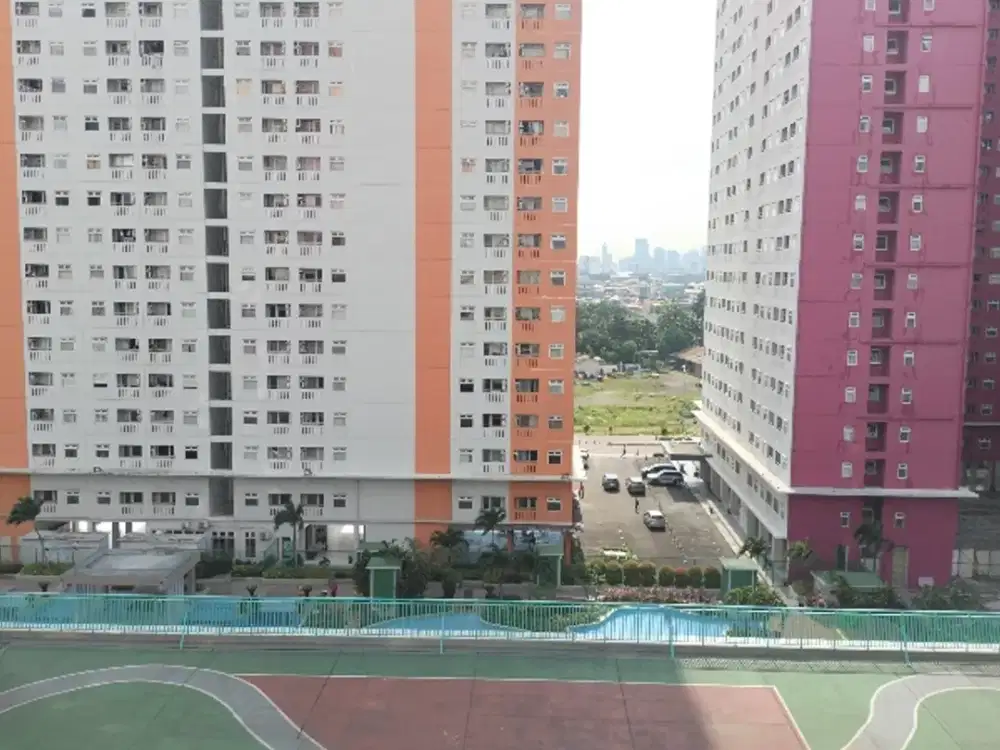 Studio  Scarlett apartemen green Pramuka city