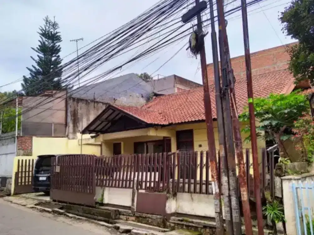 Rumah Dijual Area Cisitu Dekat Dekat Kampus ITB dago