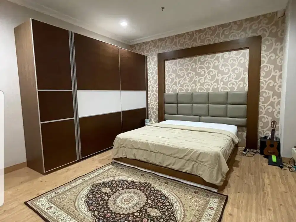 Dijual rumah The Villas MOI