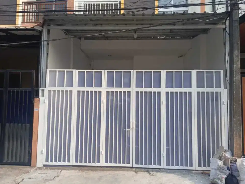 Dijual Cepat Rumah Taman Ratu 2 Lantai Bebas banjir