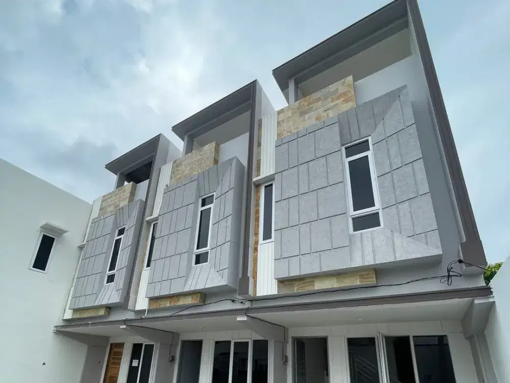 Rumah Siap Huni Daerah Krakatau Komplek Armani residence