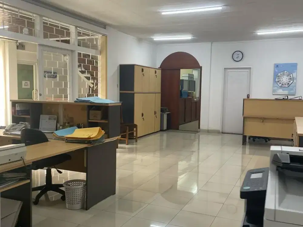 Rumah bagus siap huni cocok untuk usaha SHM di Jl Teuku Umar, Bandung