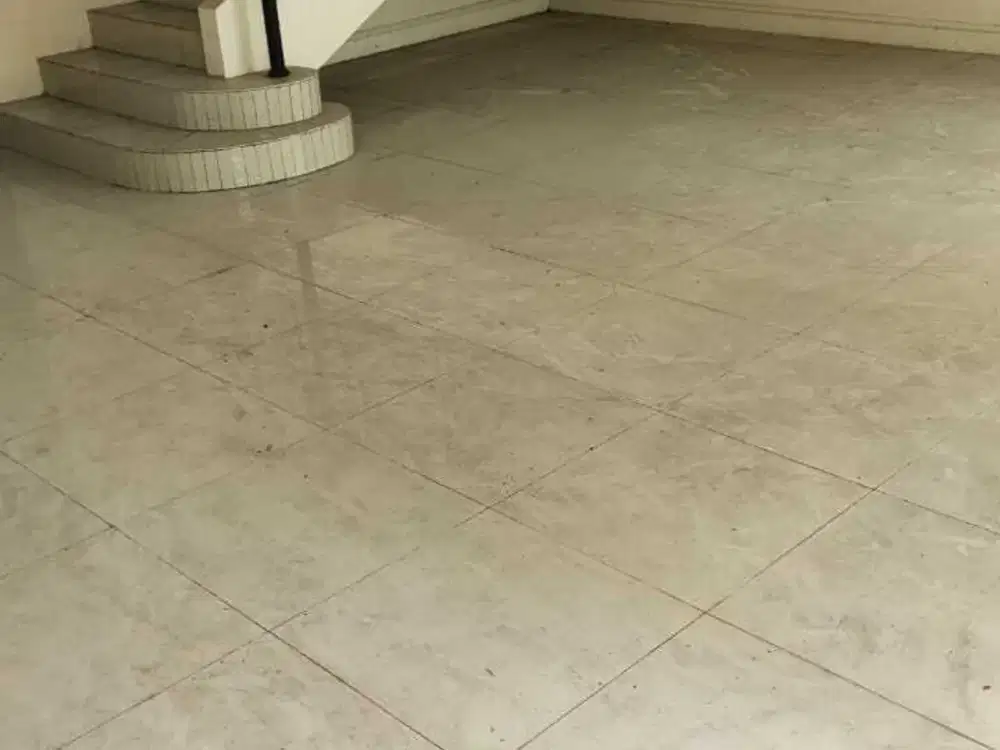 Rumah cantik daerah elit kawasan modern land