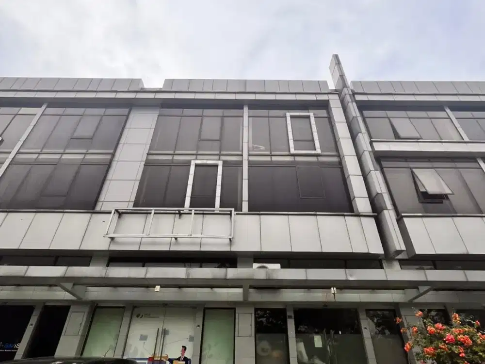 Ruko Avenue Jakarta Garden City Lokasi Boulevard dekat Aeon Mall