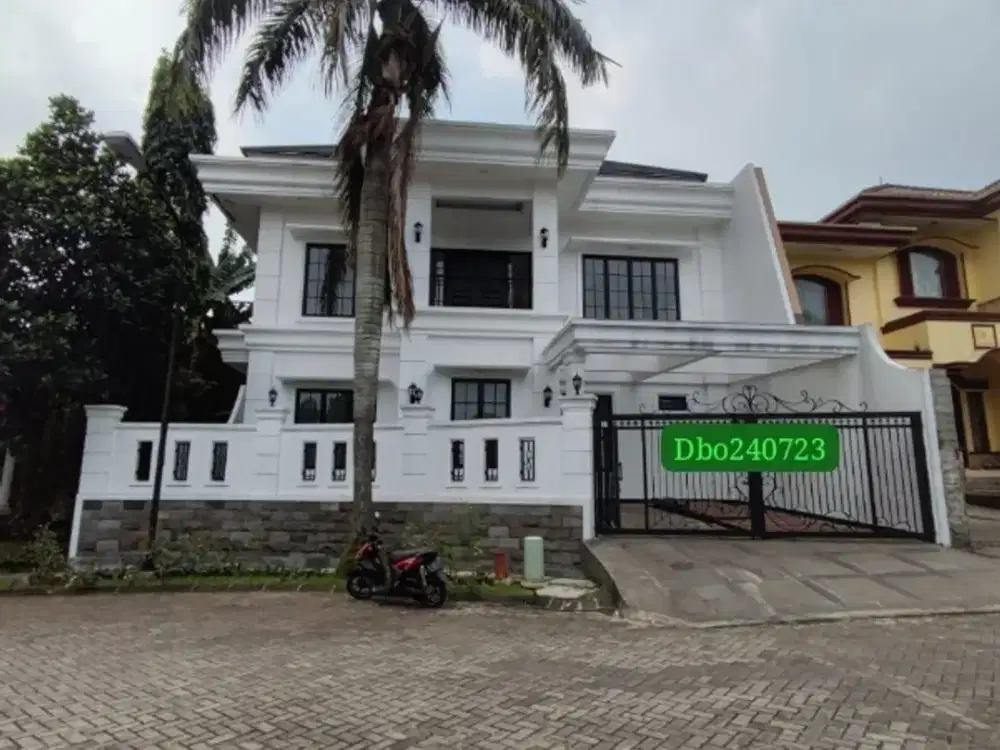 Dijual Rumah Cantik ada Kolam Renang di Perum Pakuan Bohor