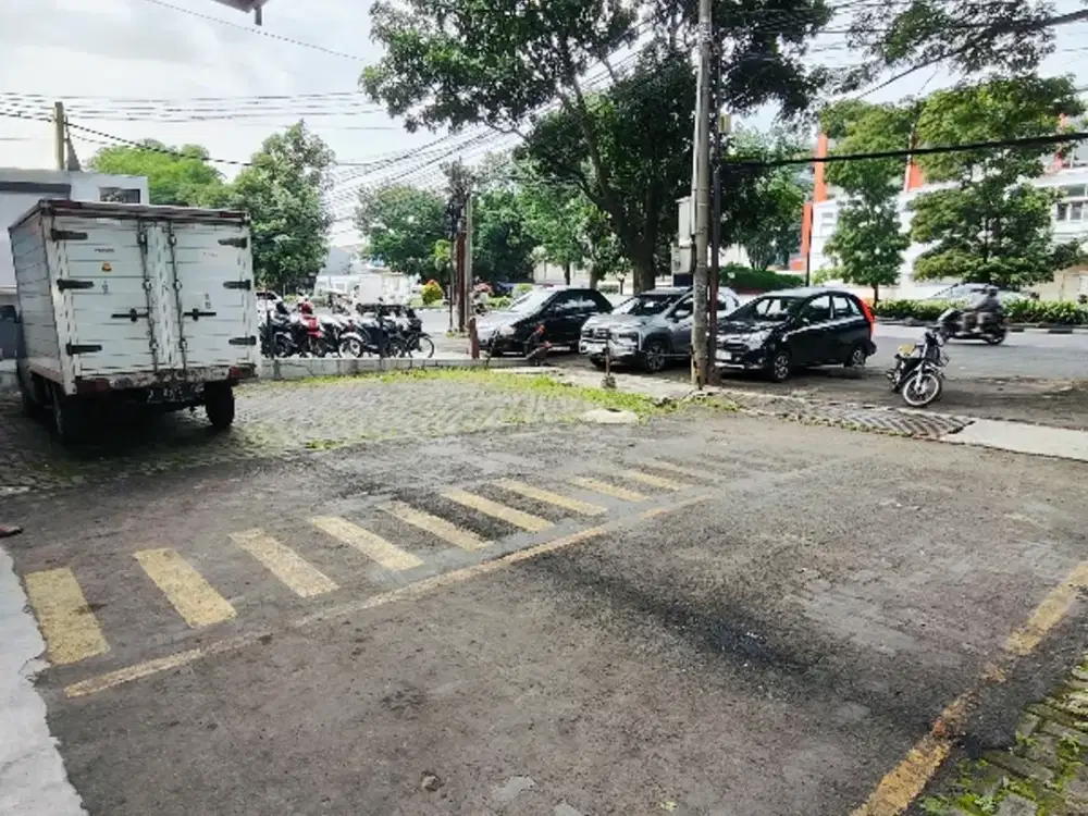 Ruko Cocok Untuk Showroom  Mainroad Jalan BKR