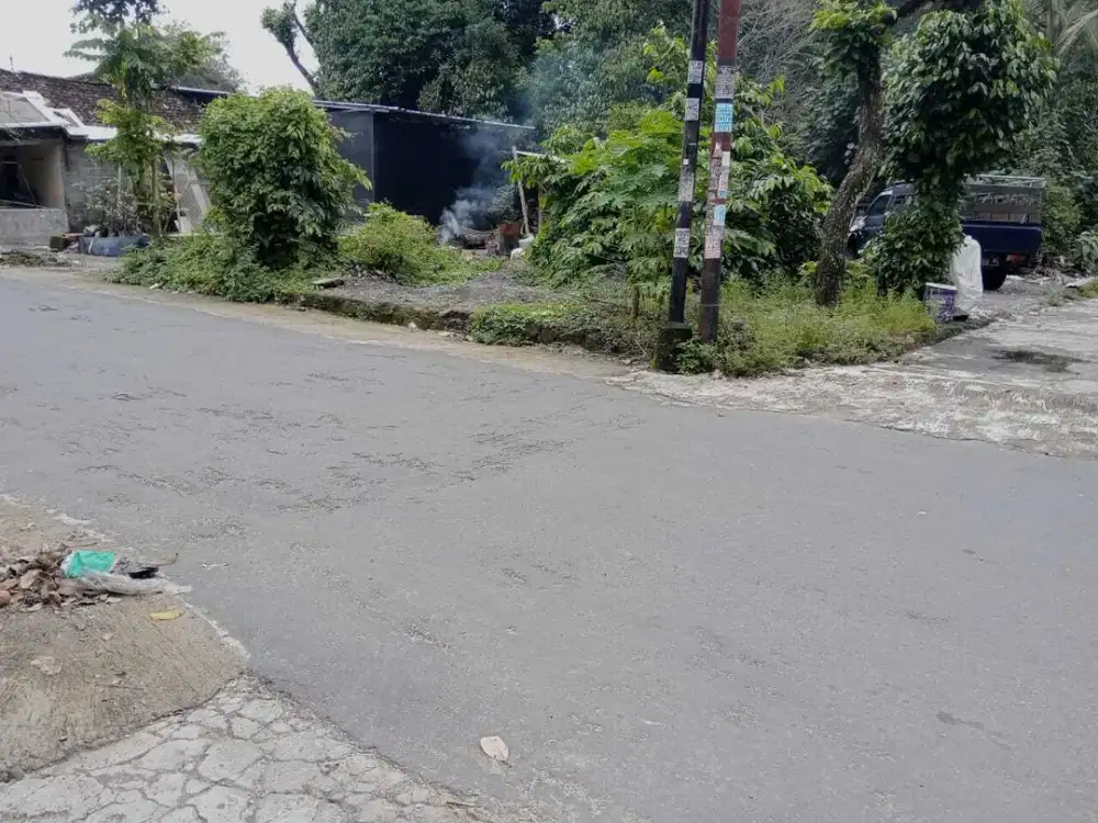 Tanah Lokasi strategis Jlaan Purwomartani dekat Puskesmas Kalasan