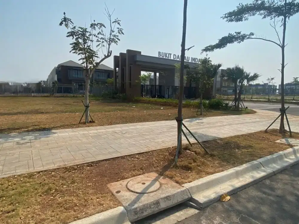 Kavling Komersial PIK2  Uk 1200m Posisi Tepi Jalan Utama Akses Tol