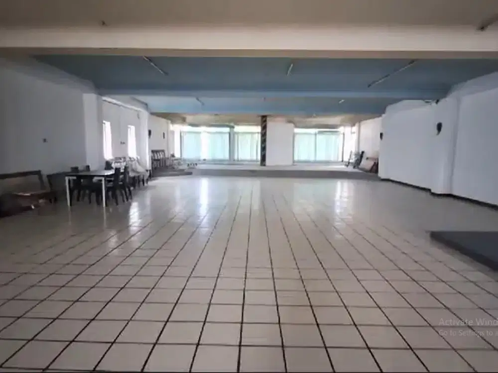 DISEWAKAN RUKO LUAS TENGAH KOTA JL. G. LATIMOJONG