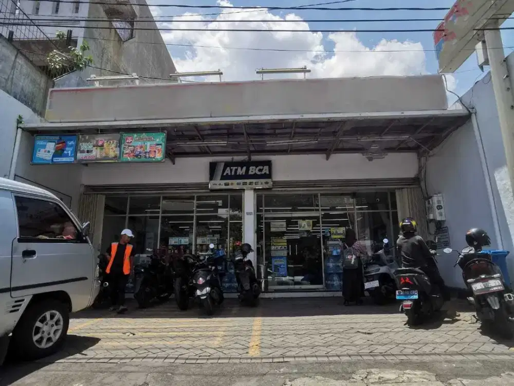 Ruko Daerah Perdagangan Raya Tidar Surabaya Pusat