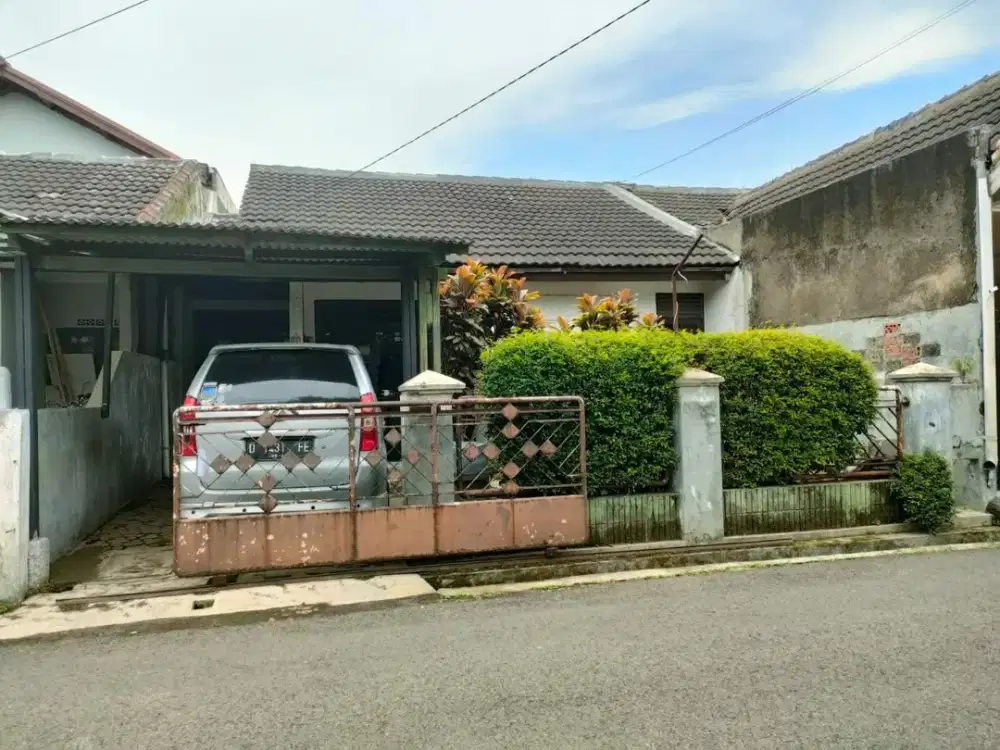 Murah Rumah Hitung Tanah di Antapani