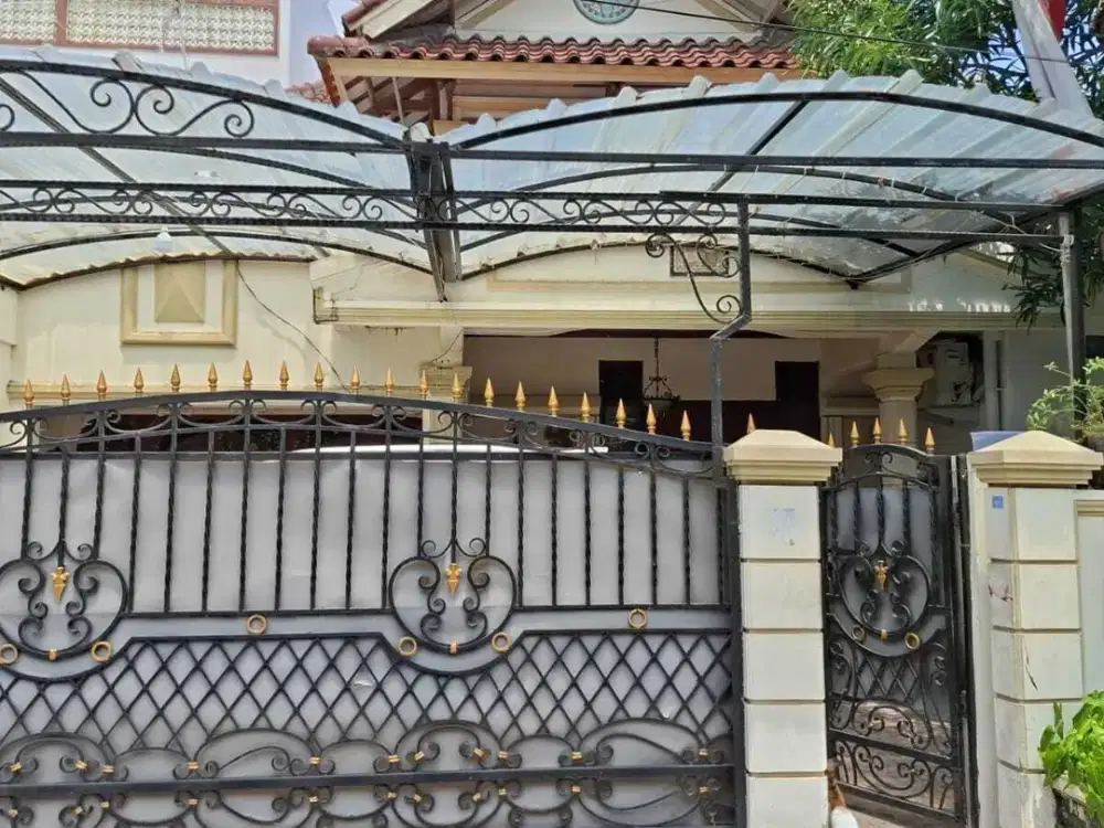 Dijual Rumah 2 Lantai di Tanjung Priok, Jakarta Utara (e0116off)