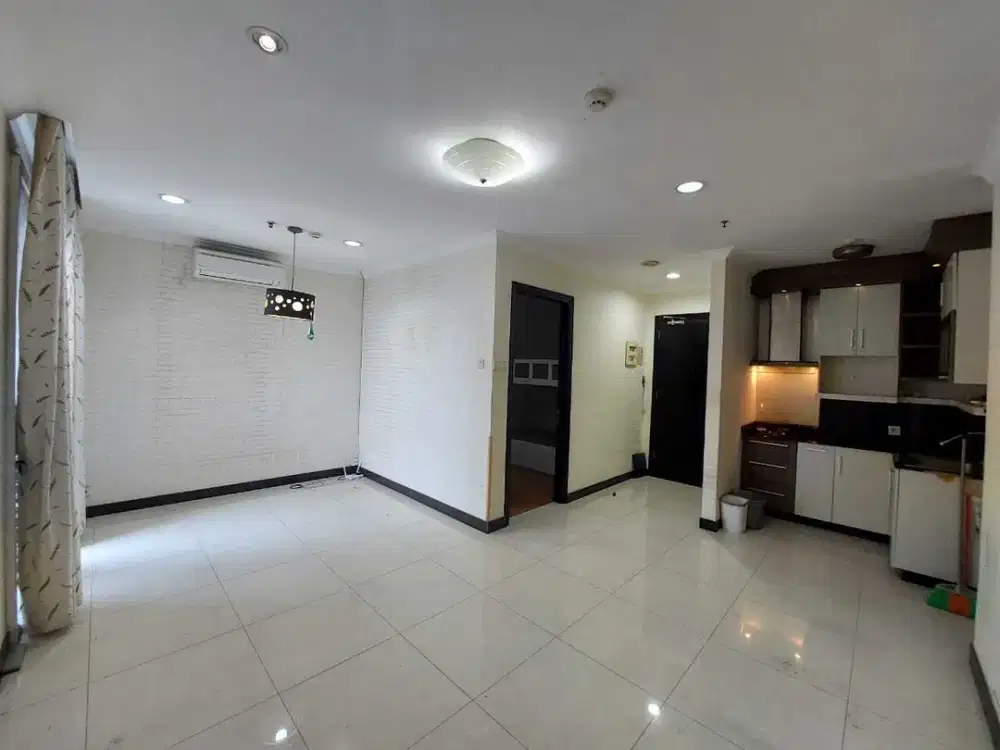 Cbd Pluit Semi Furnished Kamar Utama Luas Ada Bathtub 2 Balkon