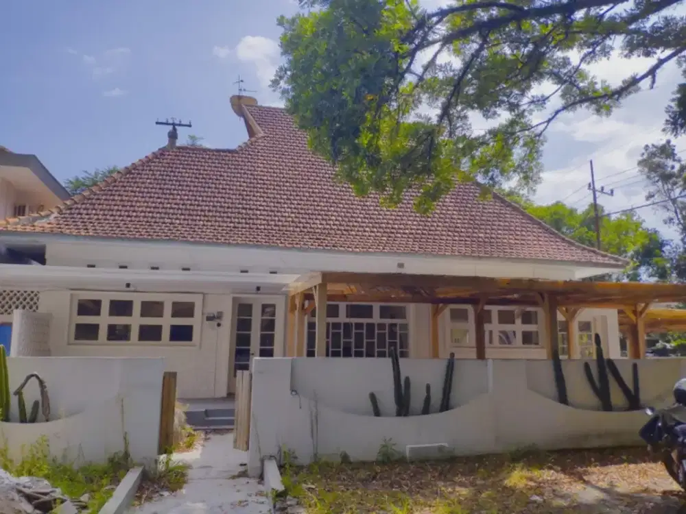 Disewakan tempat usaha ex cafe daerah elite  ijen gunung gunung