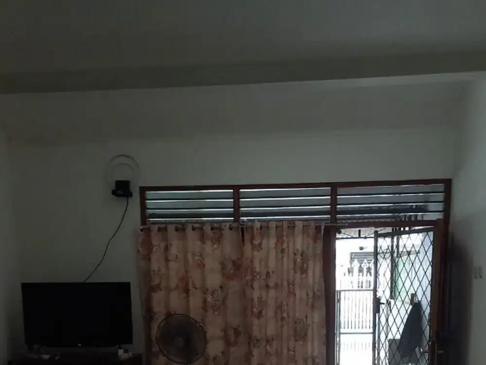 DIJUAL RUMAH SEDERHANA BAGUS DI CITRA 1 JAKBAR